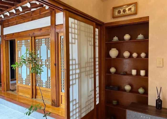 Bukchon Homi Hanok *